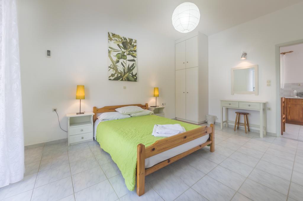 Olive Grove Apts Lithakia  Quarto foto